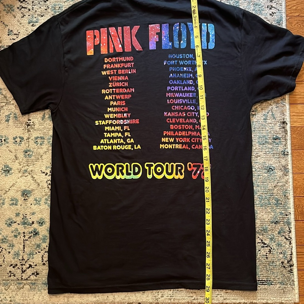 NWT Forever 21 Pink Floyd World Tour 1977 Retro Graphic Tee - Picture 13 of 15
